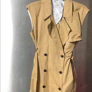 Sleeveless khaki dress